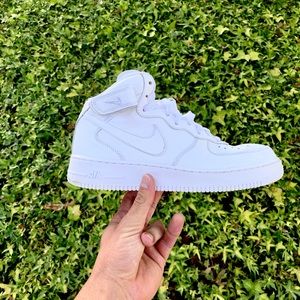 Nike AF1 Mid size 10